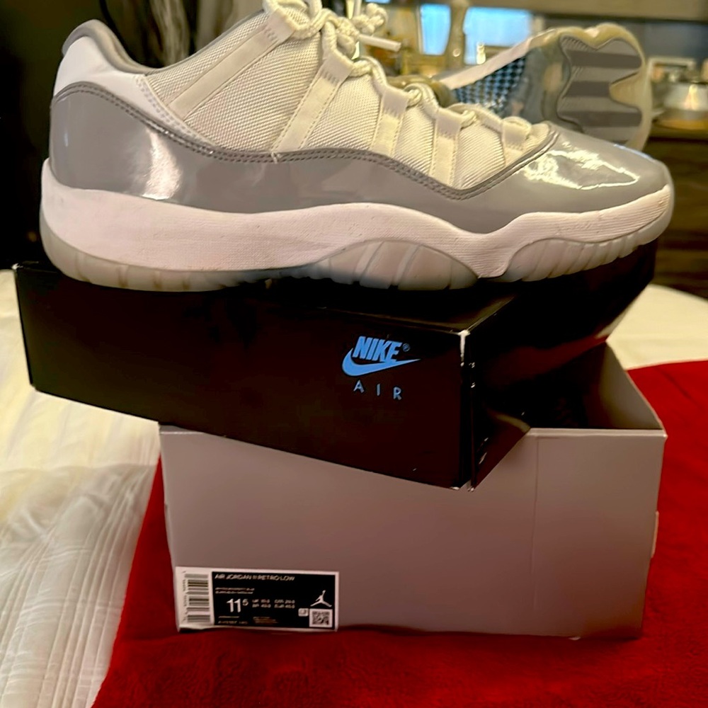 Cool grays, Jordan menl 💙💙